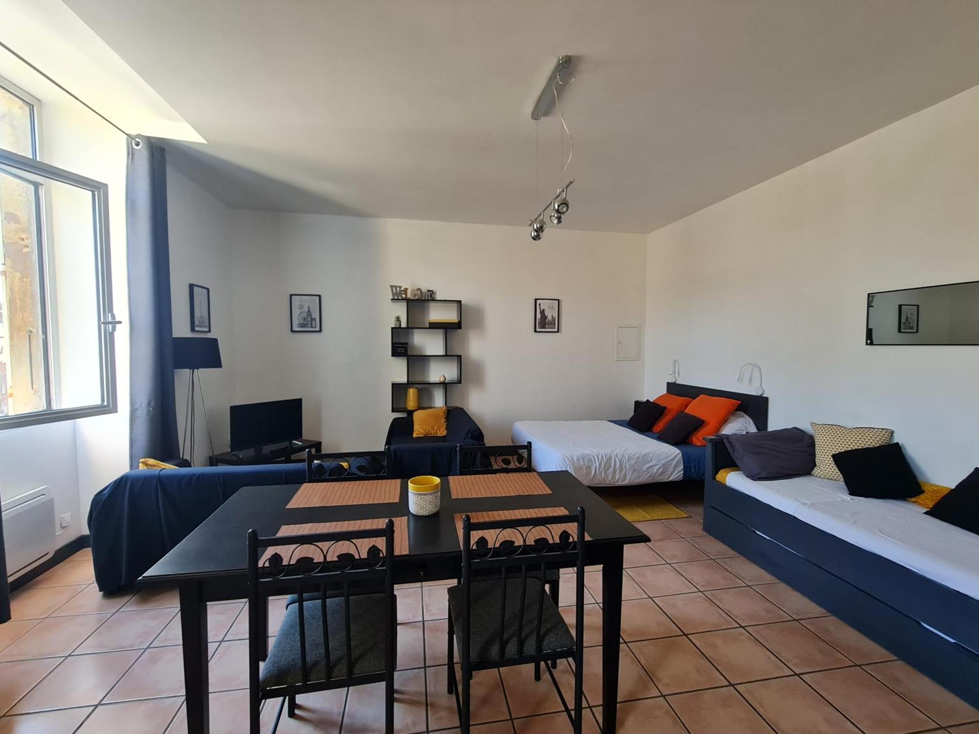 Le Prieure - Studios Jusqu'A 4 Personnes Villeneuve-lès-Béziers 外观 照片
